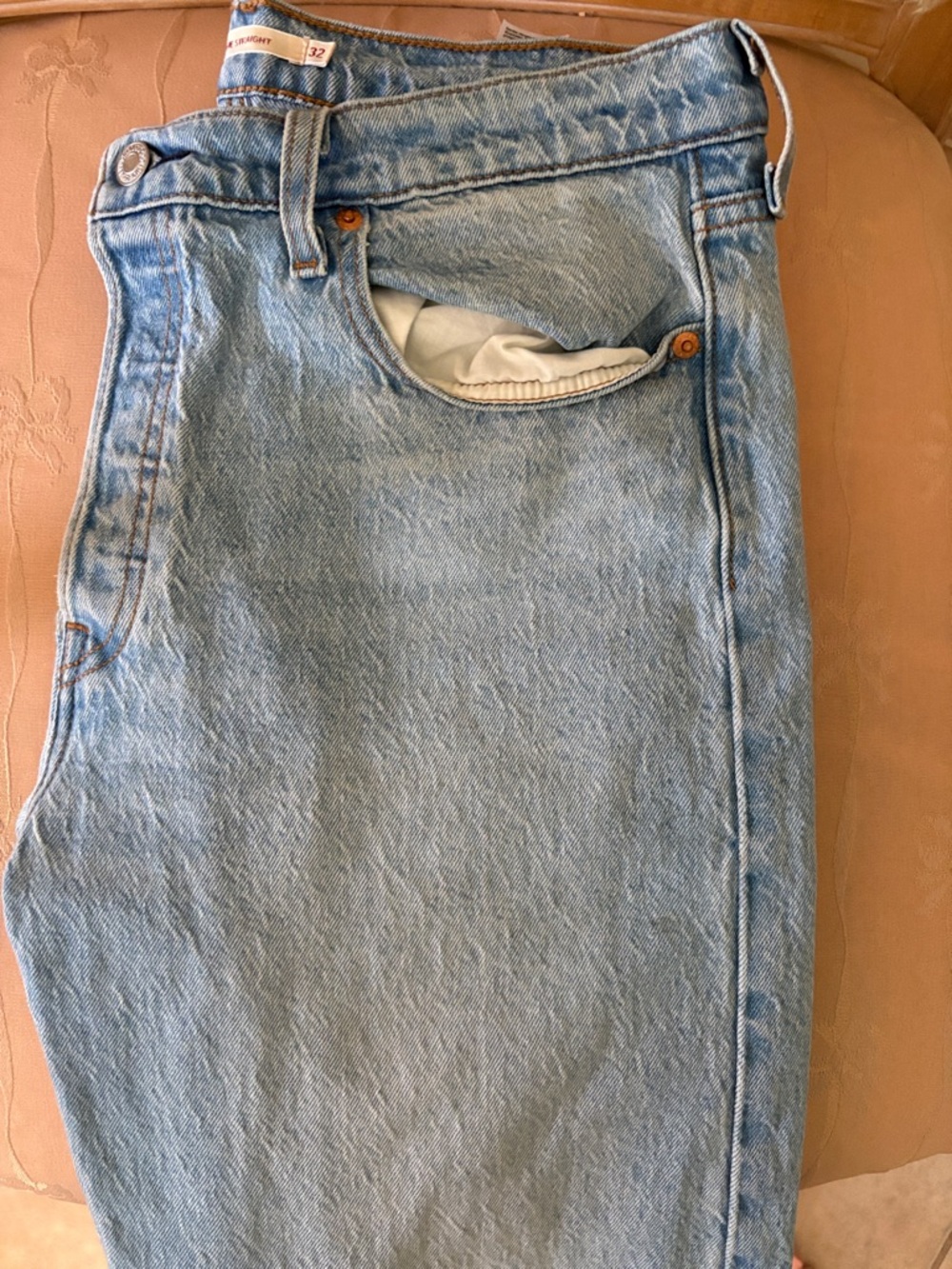 Levi's Wedgie Straight Ankle Jeans Lighter Wash